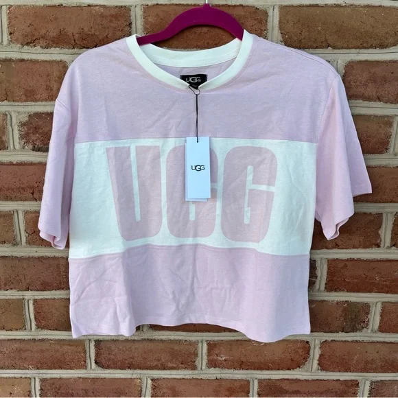 UGG pale pink color block logo top. XS NWT. Great gift idea - Picture 1 of 10